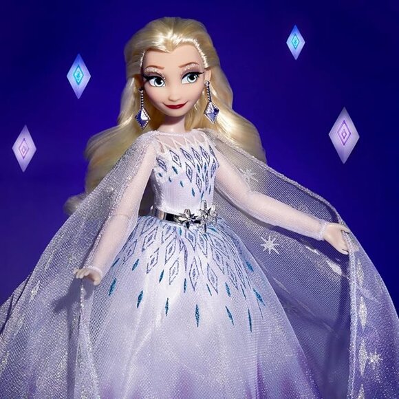 Hasbro Disney Princess Style Series Holiday Elsa Doll, Fashion Doll Accessories, - Picture 4 of 5